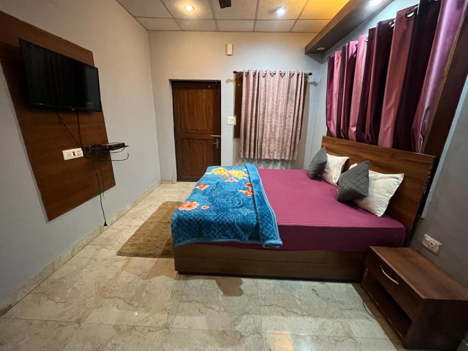 Royal Hill Inn Mussoorie Eksteriør billede