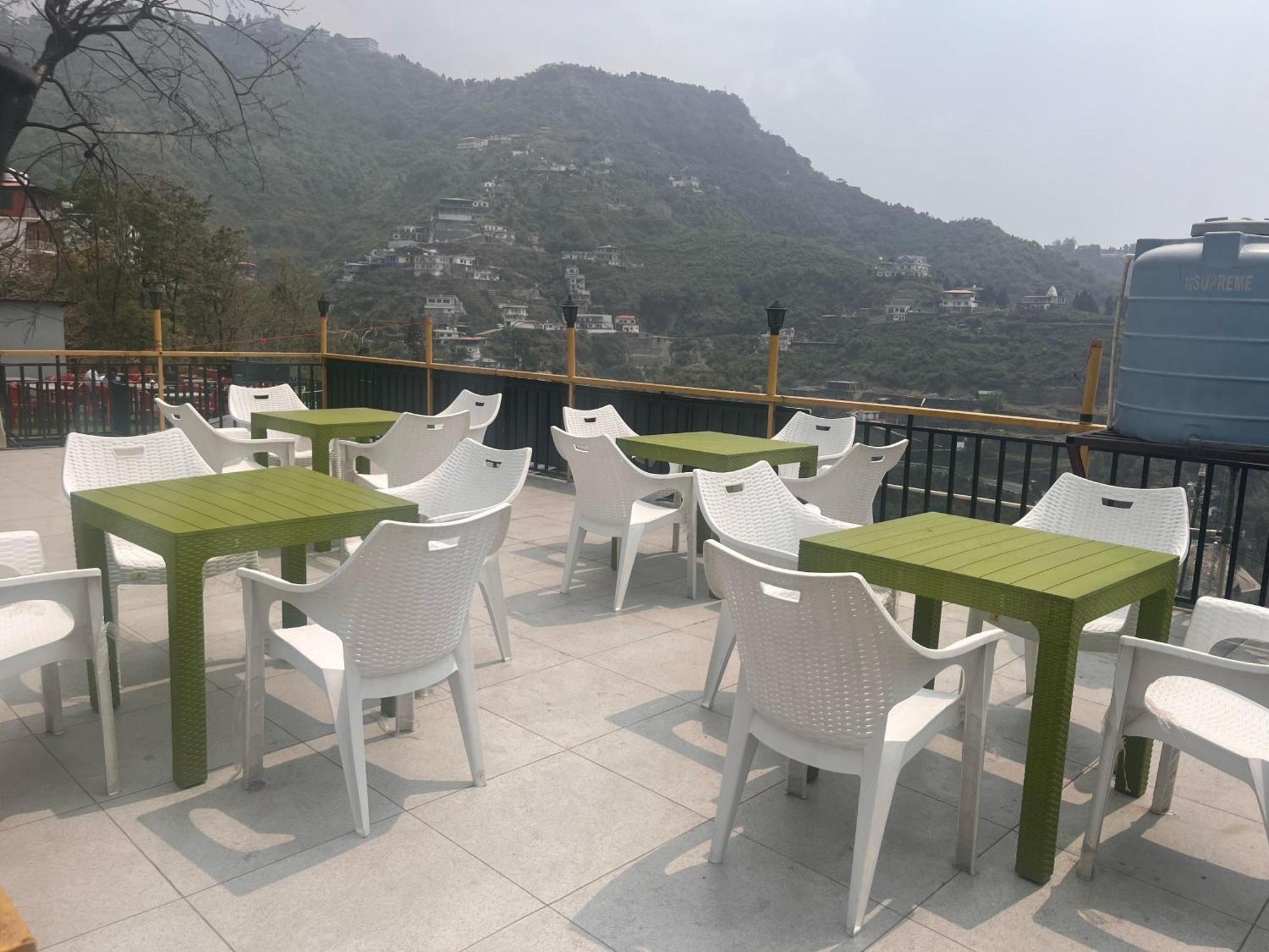 Royal Hill Inn Mussoorie Eksteriør billede